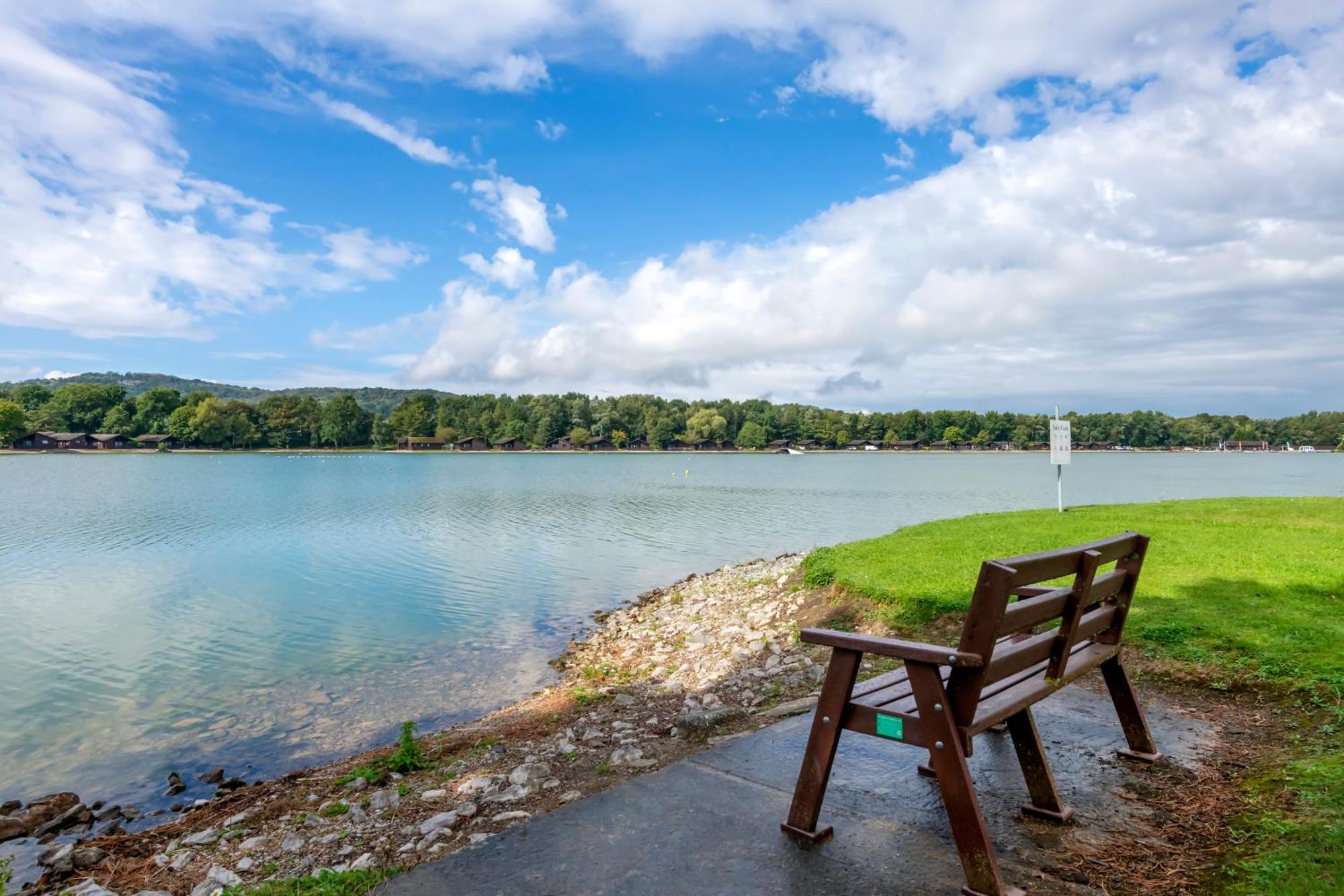 Pine Lake Resort Carnforth Extérieur photo